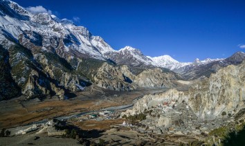 Annapurna Circuit Trek package