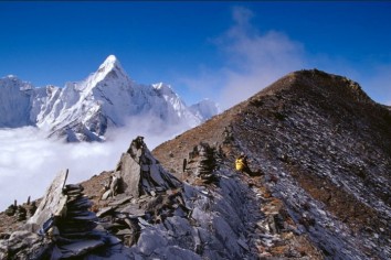 Chhukung Ri Peak