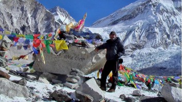 Everest Hiking