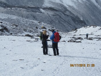 Makalu Sherpani Col & Amphu Lapcha Pass Trek