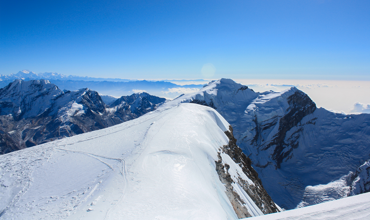 Book Mera Peak Climbing