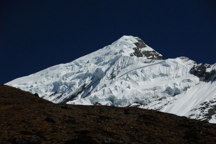 Chulu West Peak Climbing